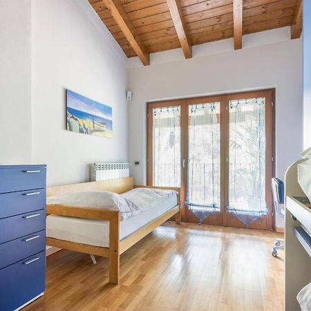 Апартаменты Casa Francesca Relax Лимоне-суль-Гарда Экстерьер фото