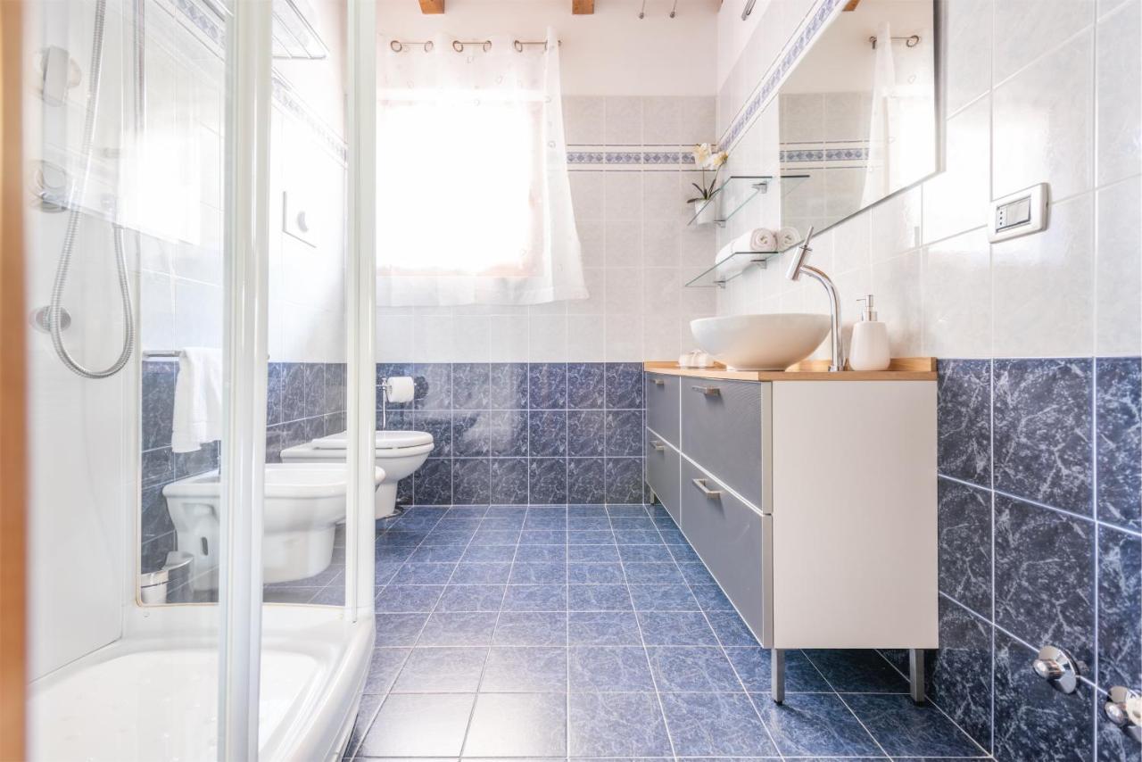 Апартаменты Casa Francesca Relax Лимоне-суль-Гарда Экстерьер фото