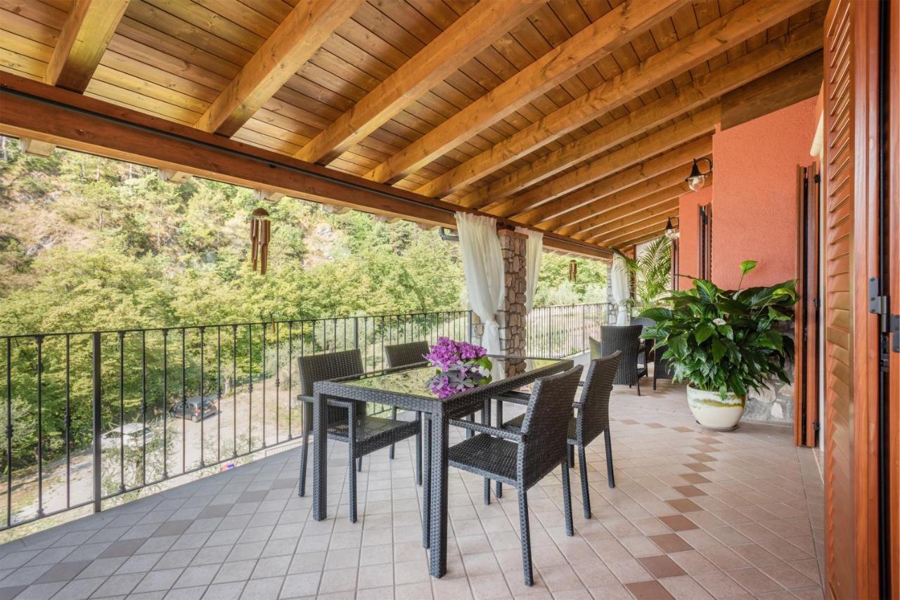 Апартаменты Casa Francesca Relax Лимоне-суль-Гарда Экстерьер фото